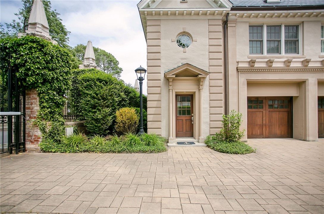 241 Ruggles Avenue, Unit B Newport, RI 02840 - Photo 3 of 14