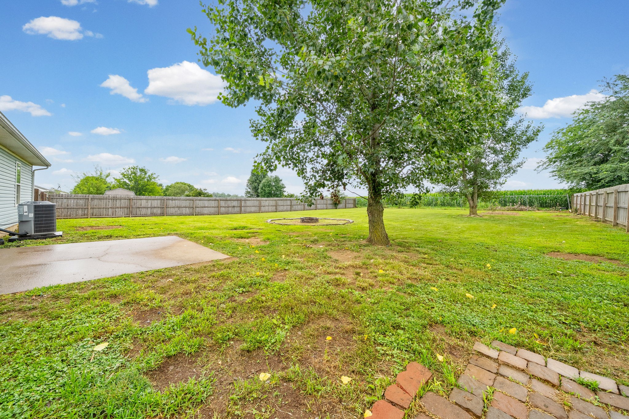301 Bumpus Mill Road Oak Grove, KY 42262 - Photo 23 of 32