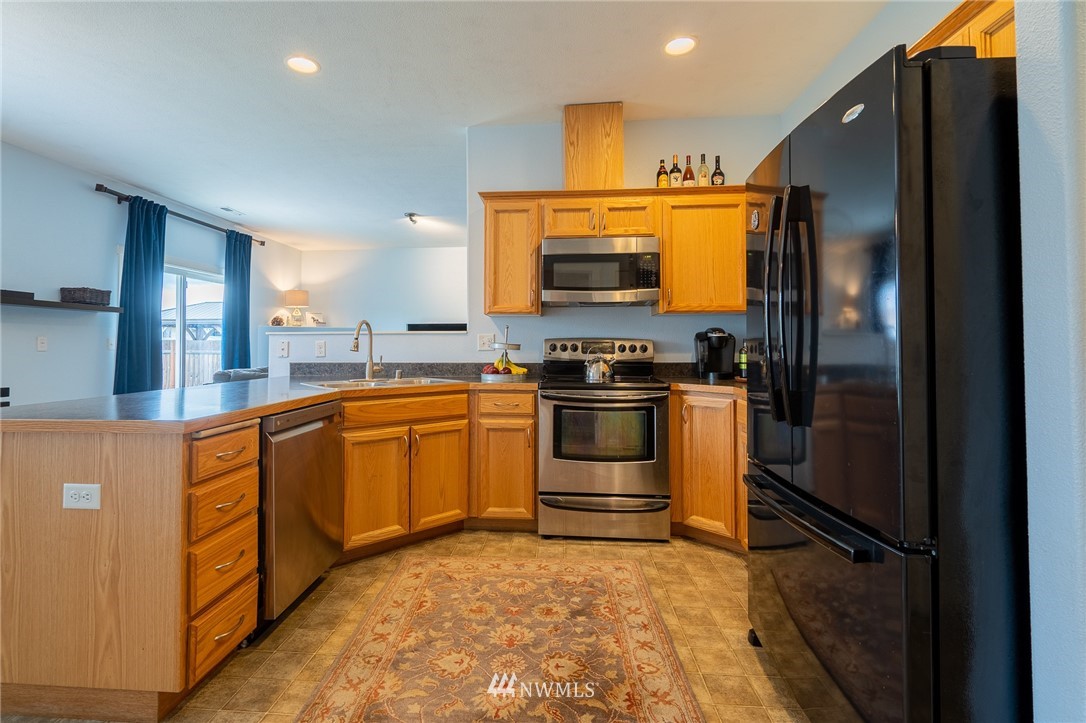 828 Polo Ridge Moses Lake, WA 98837 - Photo 10 of 29 Gallery Image 10