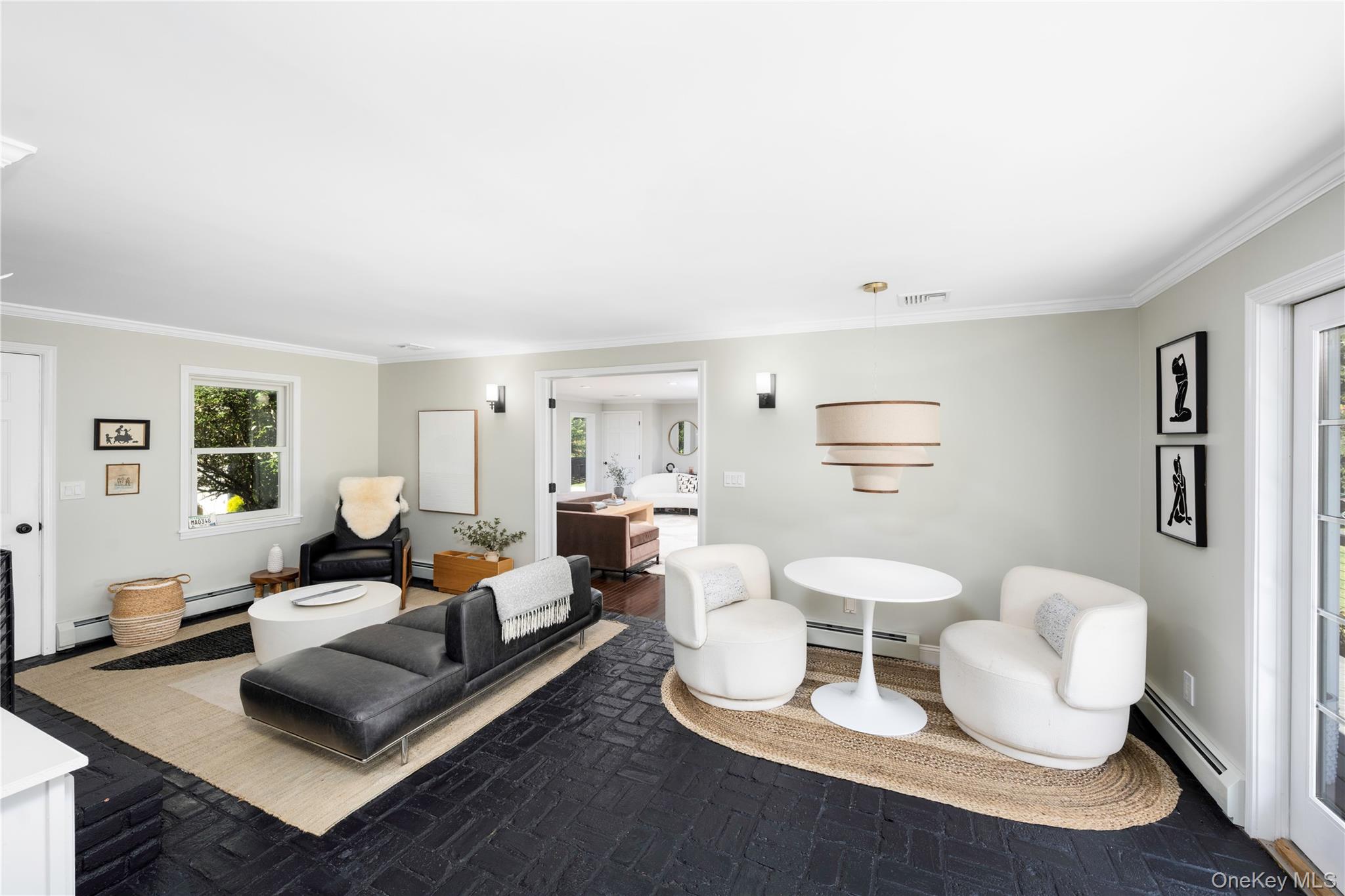 34 Hudson Ridge Garrison, NY 10524 - Photo 15 of 41 a living room with furniture