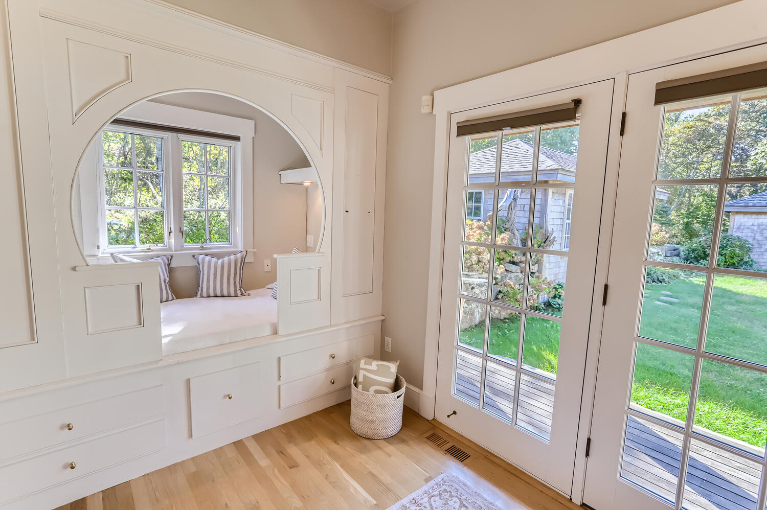 300 N Road Chilmark, MA 02535 - Photo 47 of 69