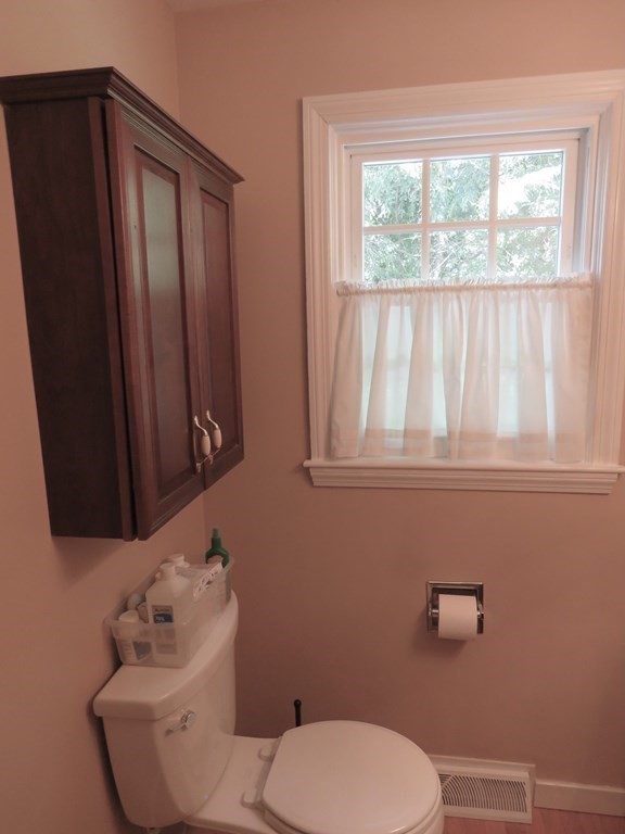 22 Oldham Road Westborough, MA 01581 - Photo 16 of 42 Gallery Image 16