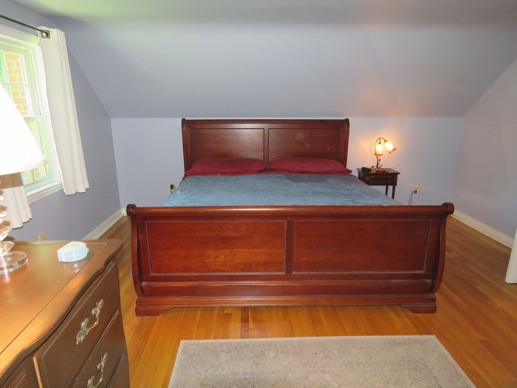 22 Oldham Road Westborough, MA 01581 - Photo 18 of 42 Gallery Image 18