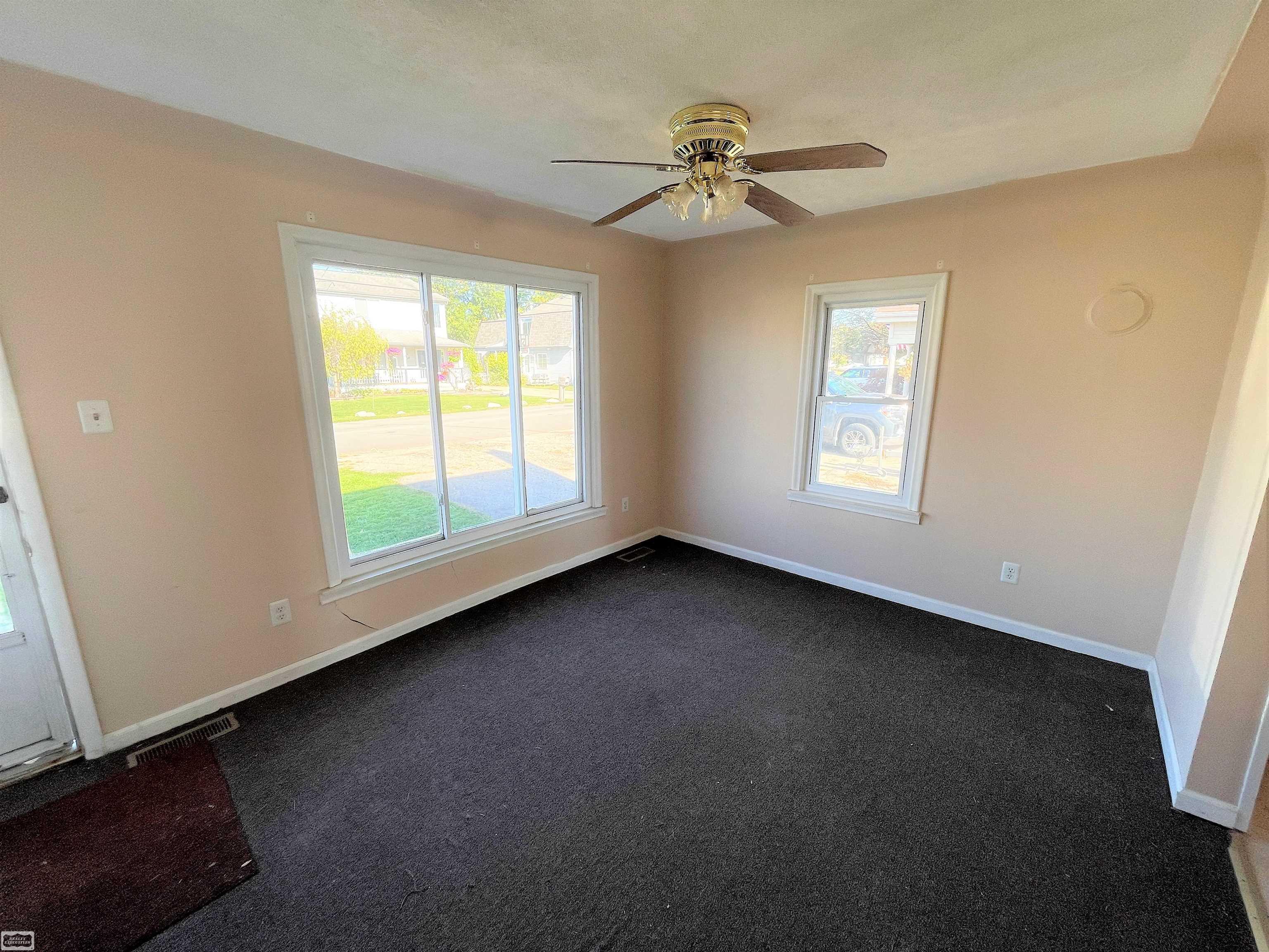 45860 Edgewater Street Chesterfield, MI 48047 - Photo 8 of 25