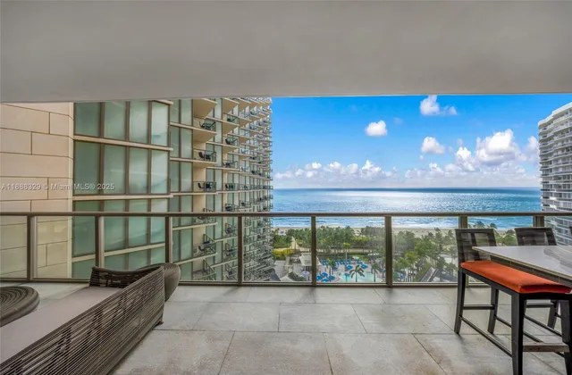 a view of building with an outdoor space