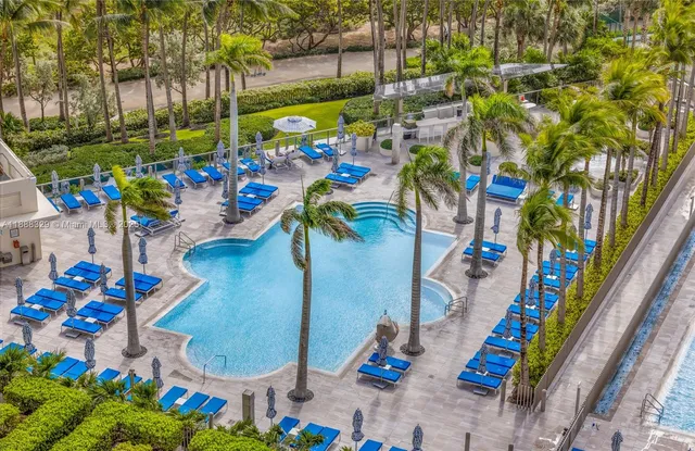 $5,250,000 | 9701 Collins Avenue, Unit 1204, Bal Harbour, FL 33154