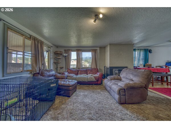 2125 Elm Avenue Reedsport, OR 97467 - Photo 4 of 18