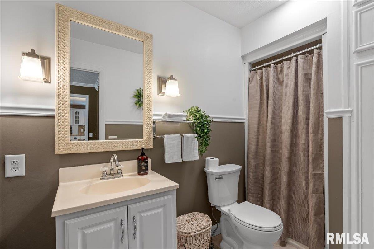 7030 Mansion Road Chatham, IL 62629 - Photo 11 of 66 Gallery Image 11