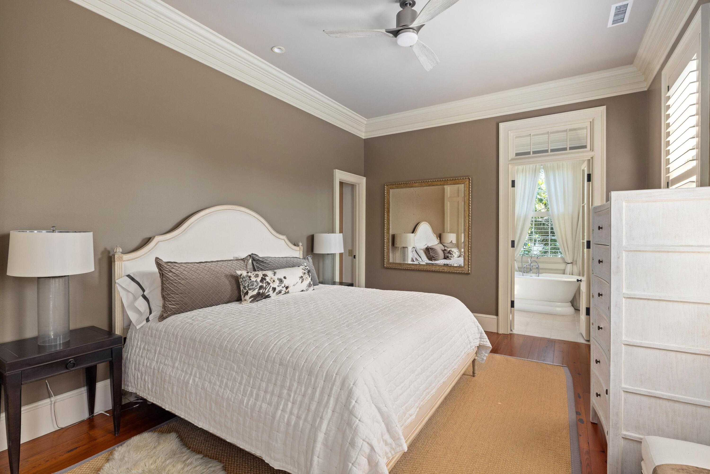 23 Elliott Street Charleston, SC 29401 - Photo 24 of 59 24-Ellis_20Creek_20Photography_2023_20El