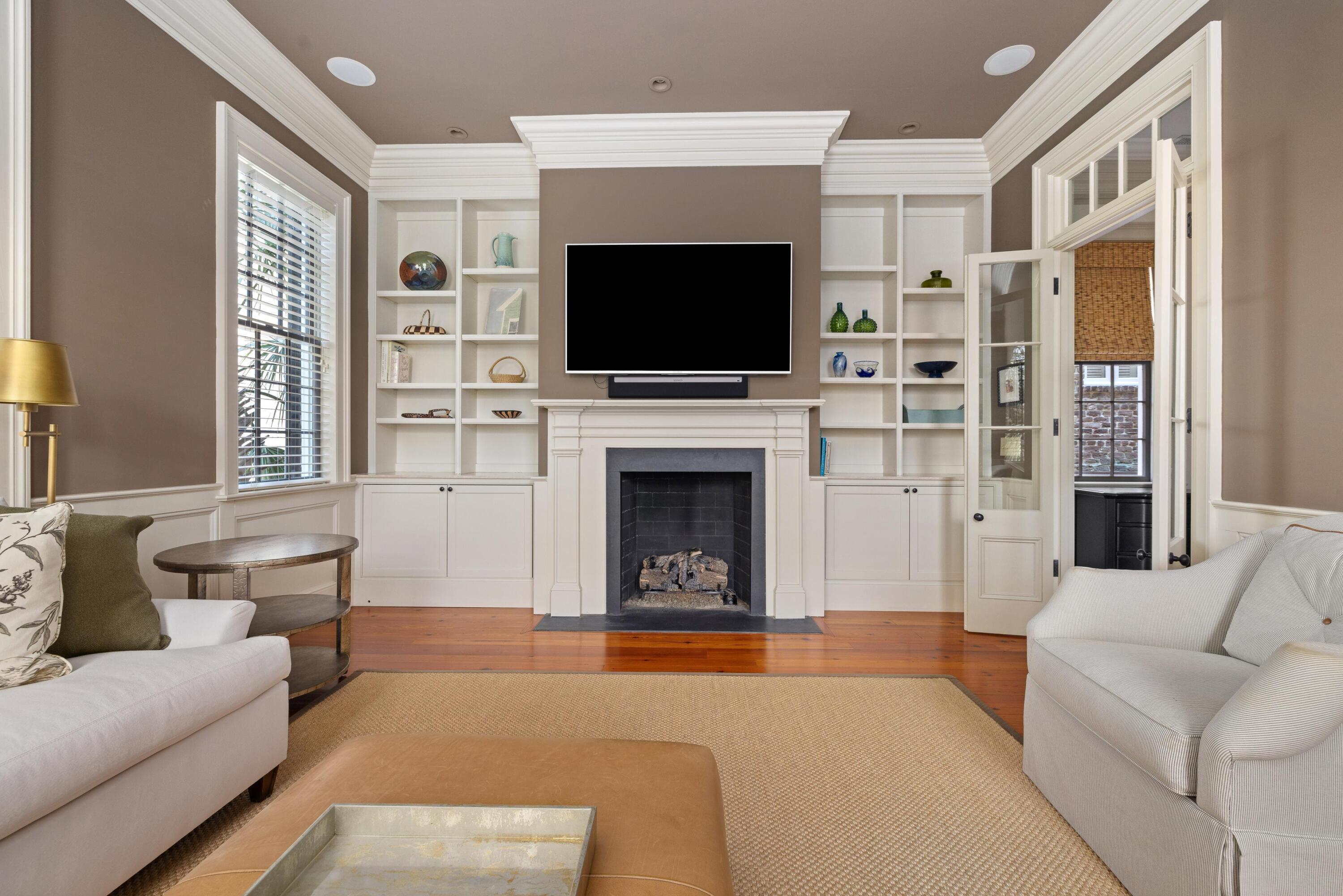 23 Elliott Street Charleston, SC 29401 - Photo 26 of 59 26-Ellis_20Creek_20Photography_2023_20El