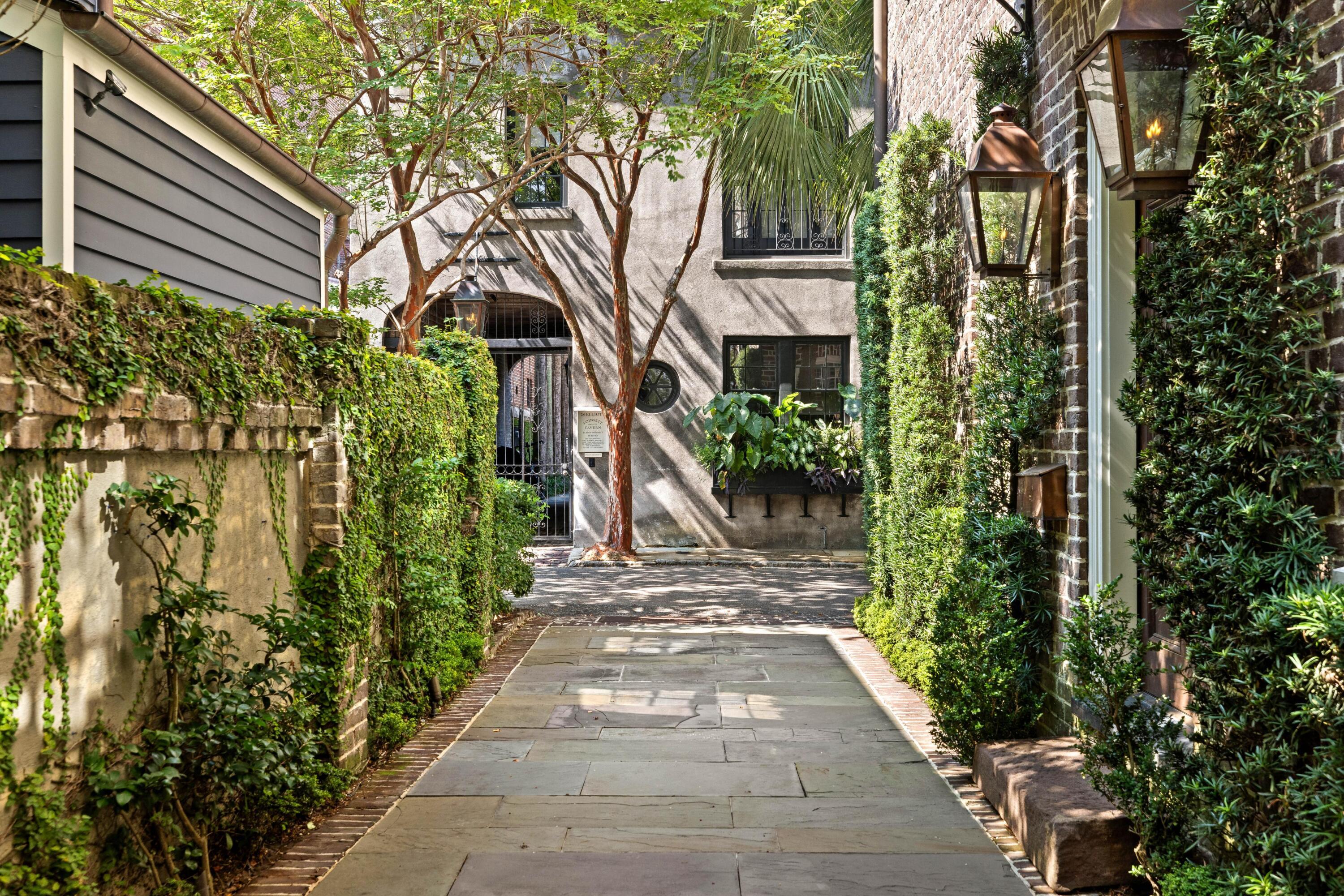 23 Elliott Street Charleston, SC 29401 - Photo 3 of 59 2-Ellis_20Creek_20Photography_2023_20Ell