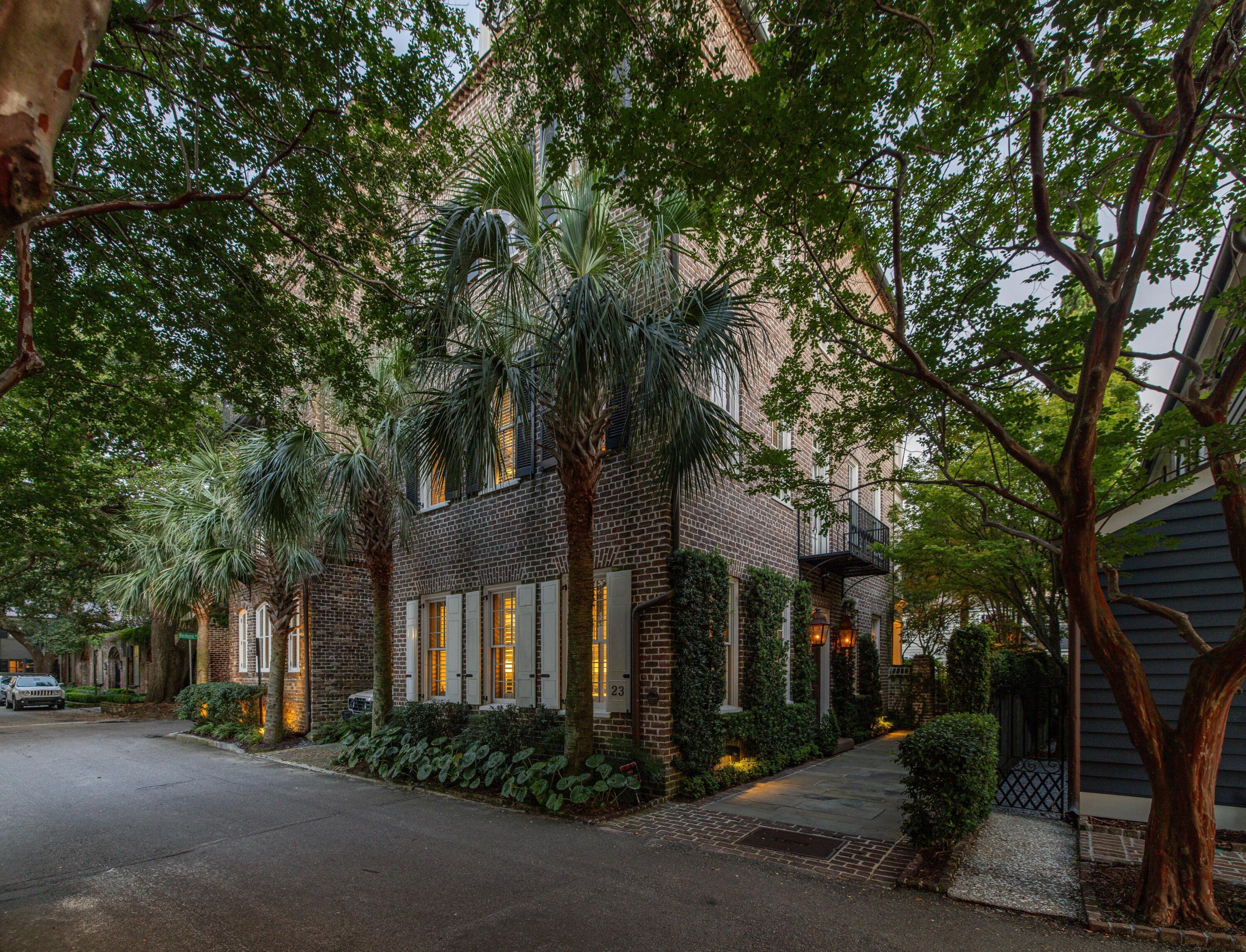 23 Elliott Street Charleston, SC 29401 - Photo 48 of 59 48-Ellis_20Creek_20Photography_2023_20El