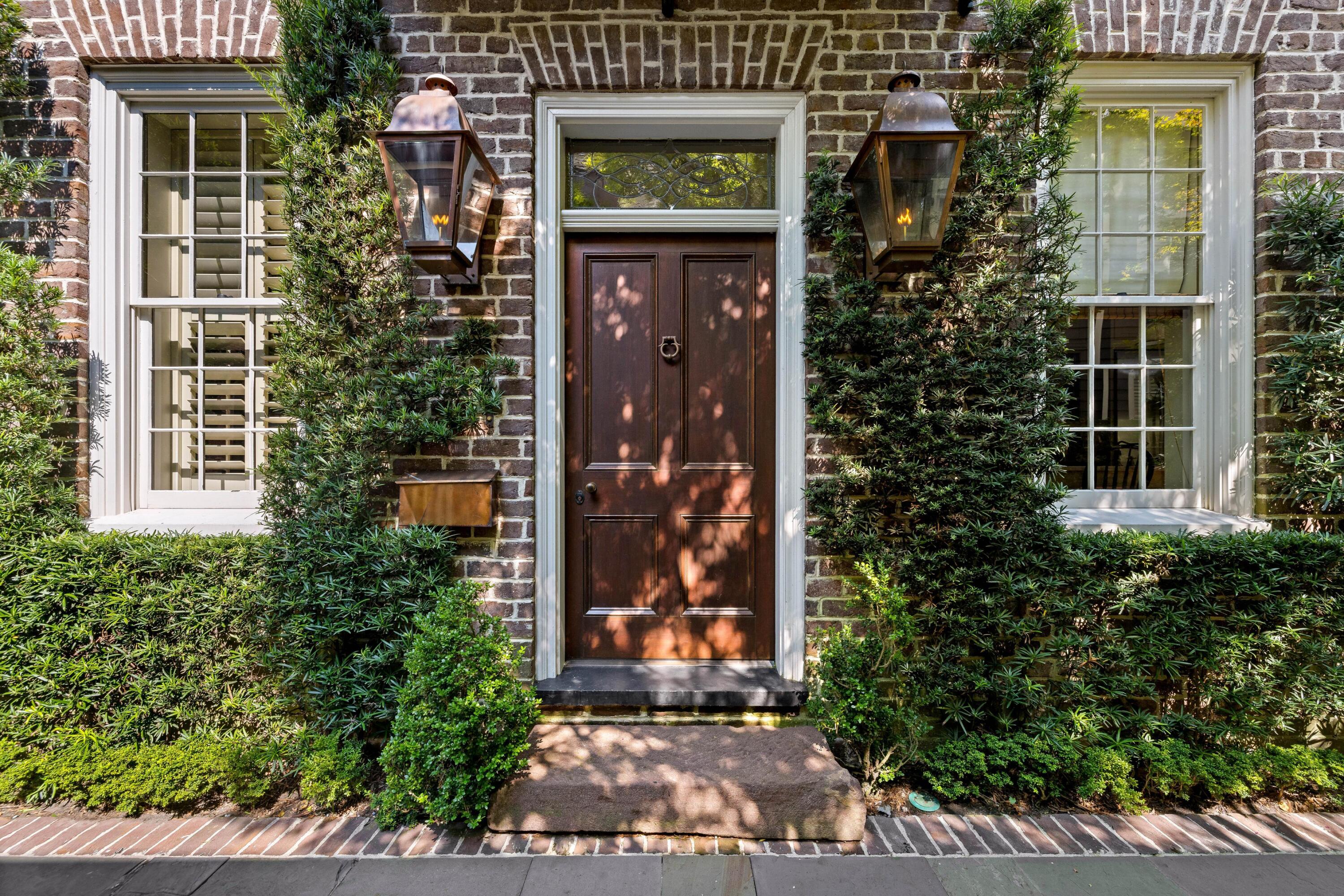 23 Elliott Street Charleston, SC 29401 - Photo 7 of 59 7-Ellis_20Creek_20Photography_2023_20Ell