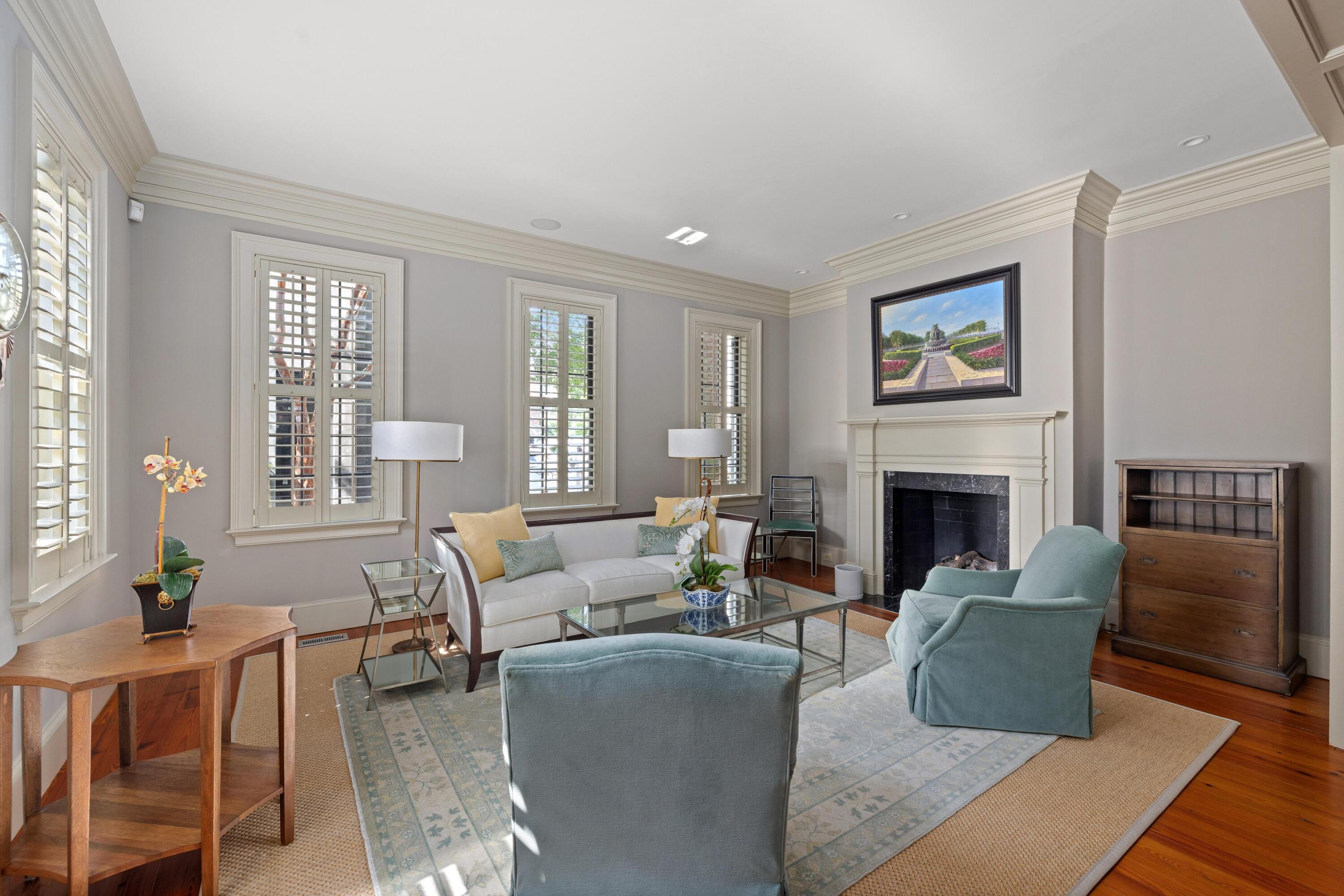 23 Elliott Street Charleston, SC 29401 - Photo 8 of 59 8-Ellis_20Creek_20Photography_2023_20Ell