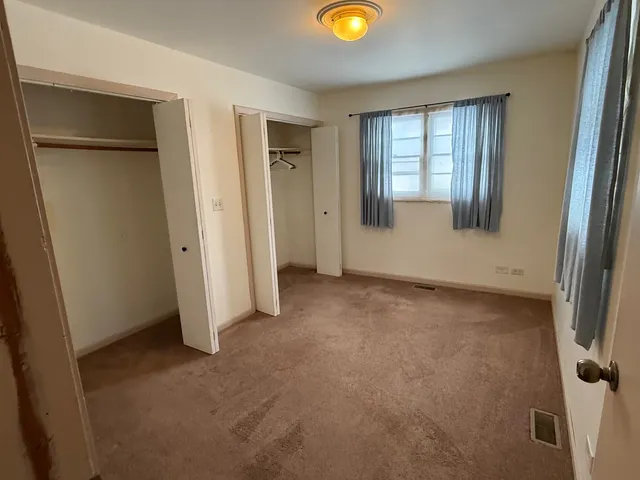 $250,000 | 740 North Elmwood Drive, Aurora, IL 60506