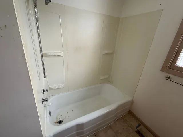 $250,000 | 740 North Elmwood Drive, Aurora, IL 60506