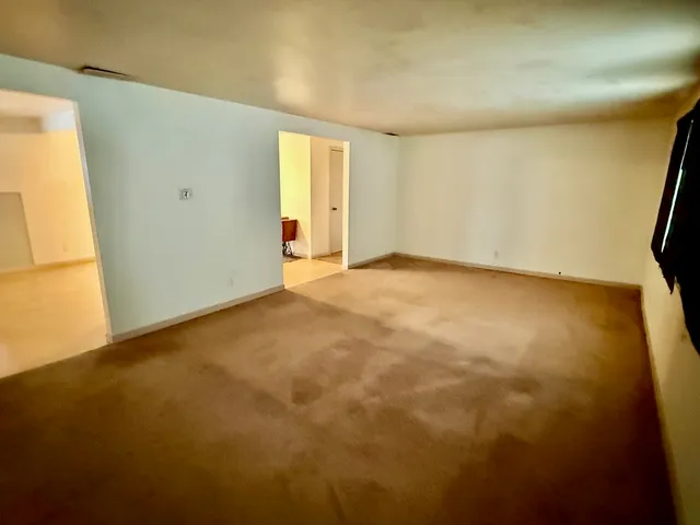 $250,000 | 740 North Elmwood Drive, Aurora, IL 60506