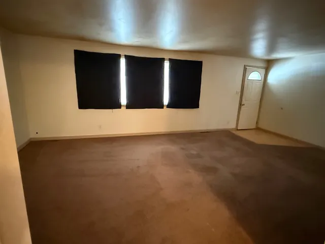 $250,000 | 740 North Elmwood Drive, Aurora, IL 60506