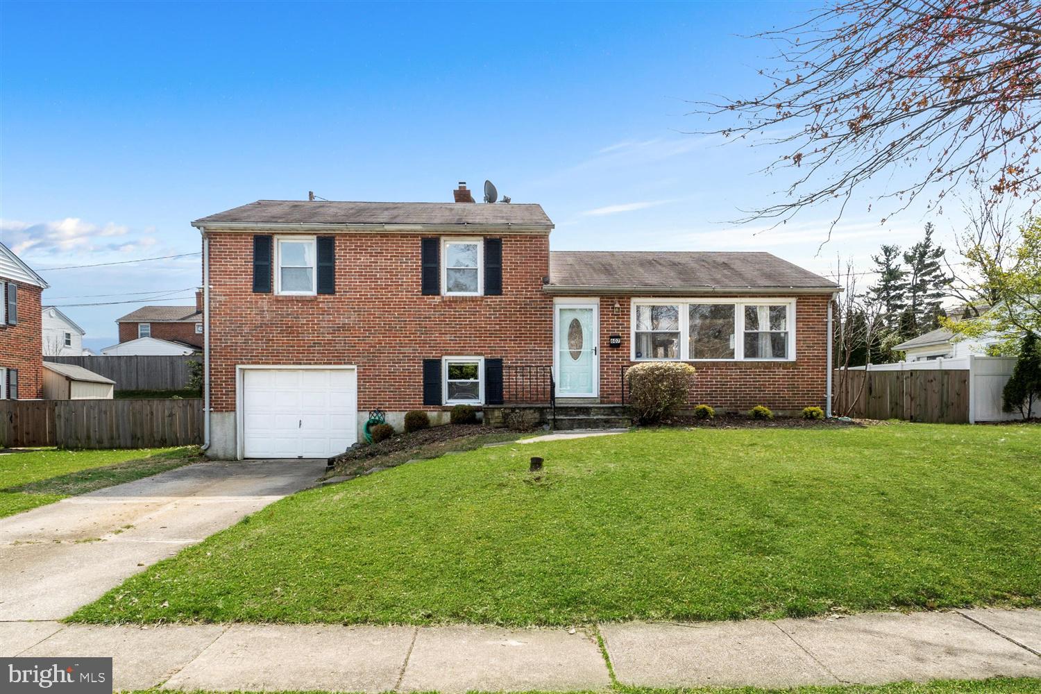 607 Olesmont Road Baltimore, MD 21228 - Photo 1 of 28 Gallery Image 1