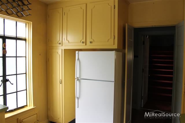 1043 Yorkshire Road Grosse Pointe, MI 48230 - Photo 14 of 20 31154136-13.JPG