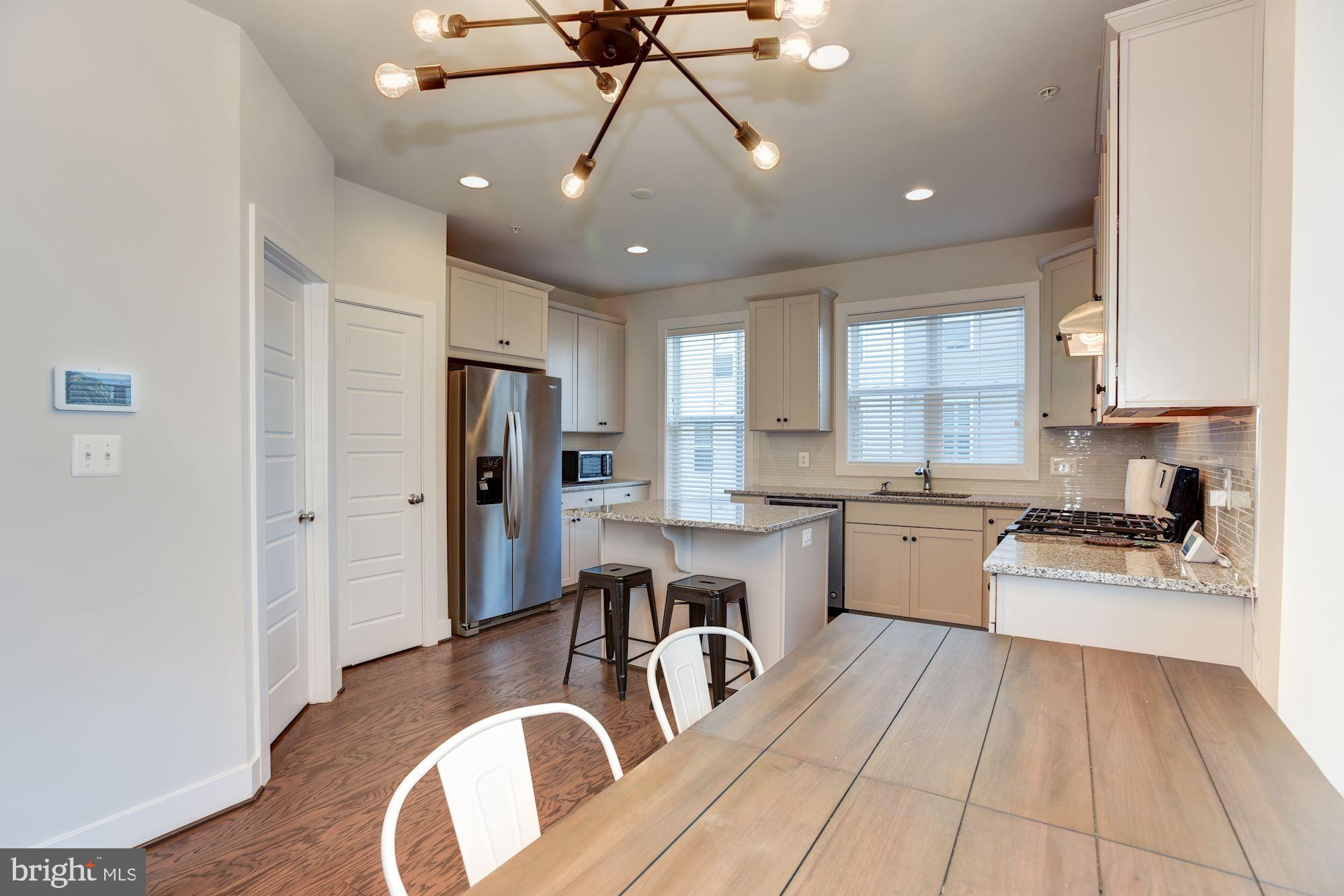 2360 Wyeth Street Silver Spring, MD 20906 - Photo 11 of 34 Dining Room | Kitchen