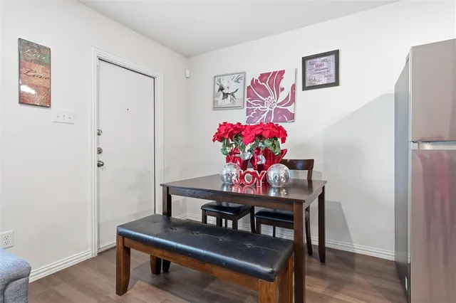 a view of a workspace with furniture