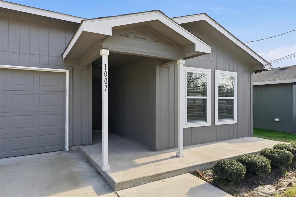 1007 East Calhoun Avenue Waco, TX 76704 - Photo 3 of 22