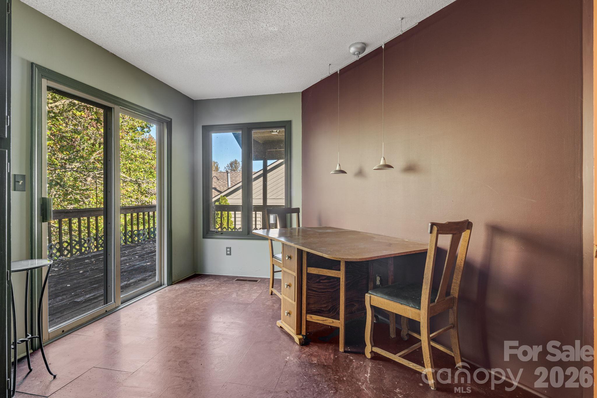 8 Zachary Ridge Road Asheville, NC 28804 - Photo 17 of 25 Gallery Image 17
