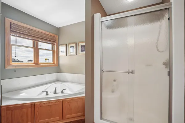 $899,999 | 9966 80th Street Southwest, Howard Lake, MN 55349