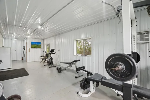 $899,999 | 9966 80th Street Southwest, Howard Lake, MN 55349