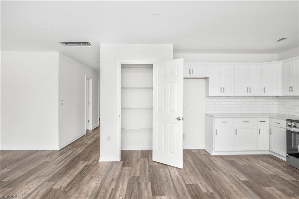 121 Mathis Street Jonesville, NC 28642 - Photo 17 of 32