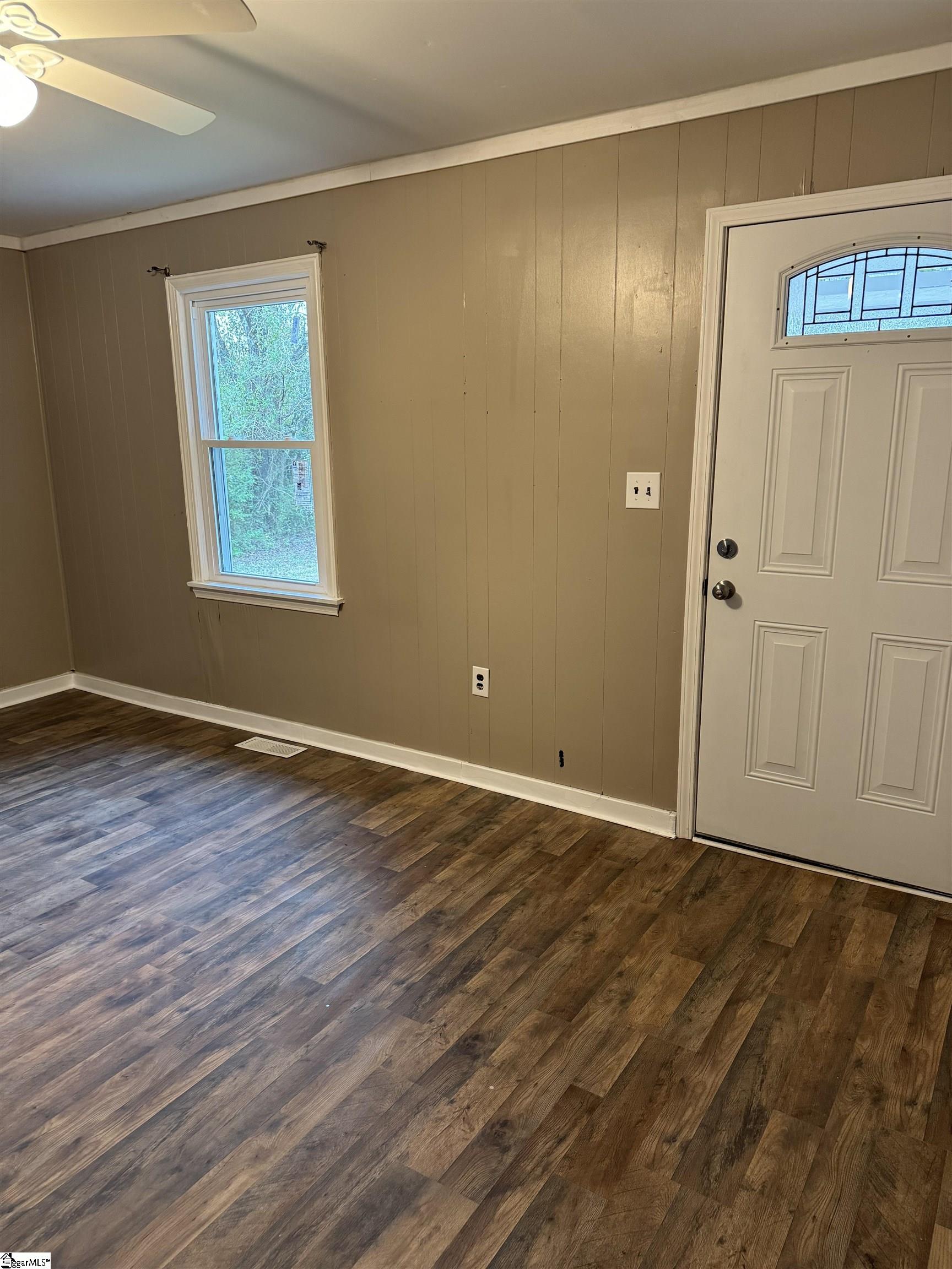 211 Brandon Road Clinton, SC 29325 - Photo 2 of 15 Gallery Image 2