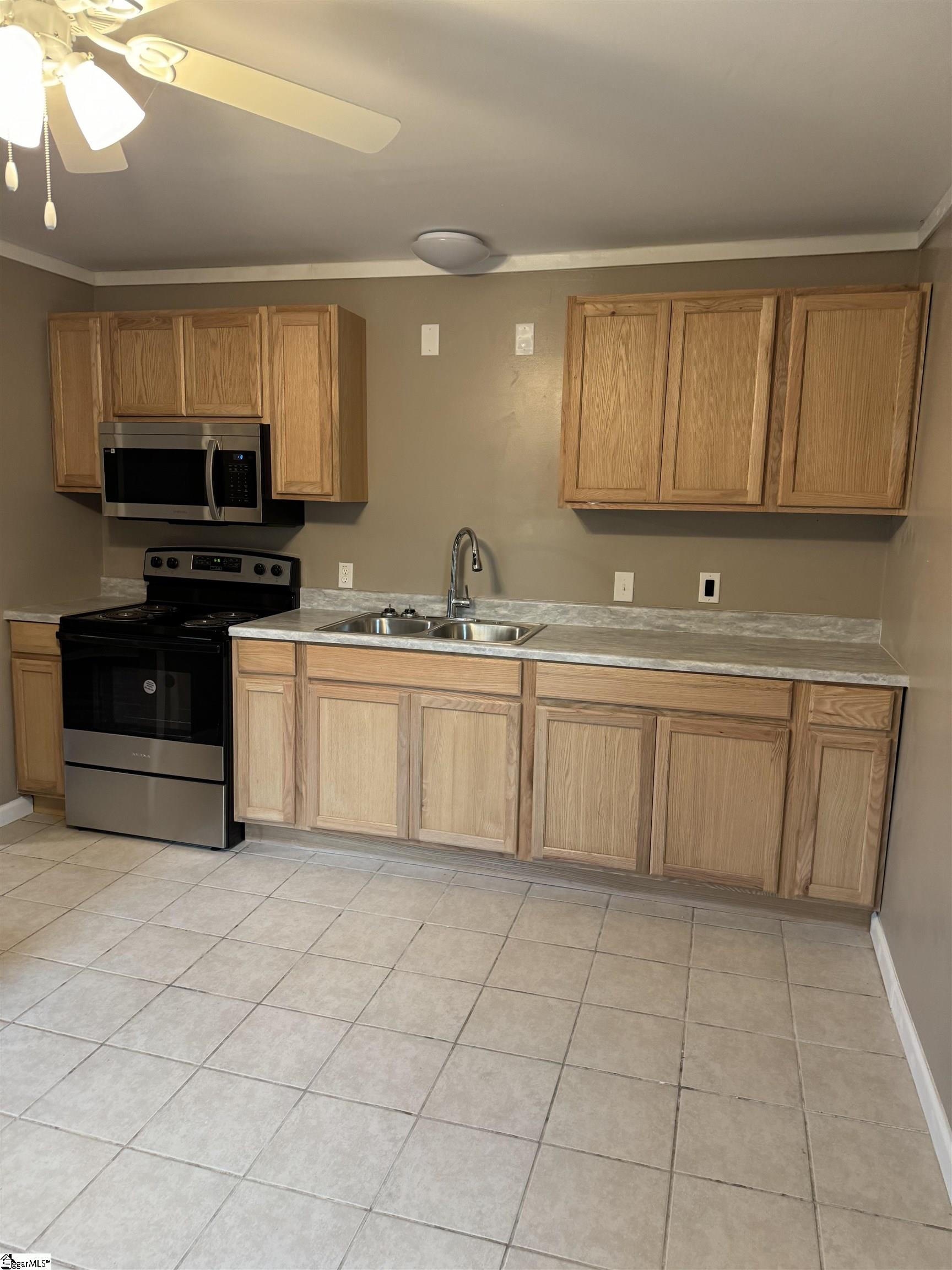 211 Brandon Road Clinton, SC 29325 - Photo 3 of 15 Gallery Image 3