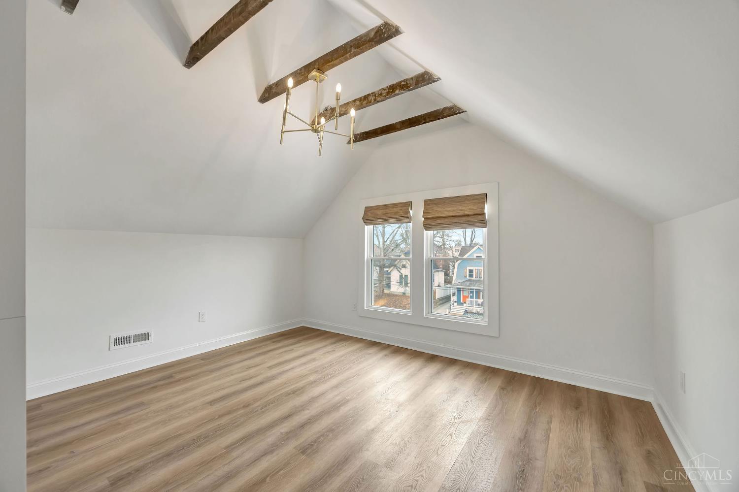 6121 Roe Street Cincinnati, OH 45227 - Photo 39 of 56 Gallery Image 39