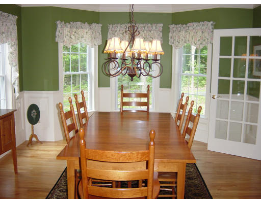 12 Tower Road Mendon, MA 01756 - Photo 4 of 11 Gallery Image 4