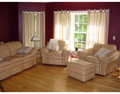 12 Tower Road Mendon, MA 01756 - Photo 6 of 11 Gallery Image 6