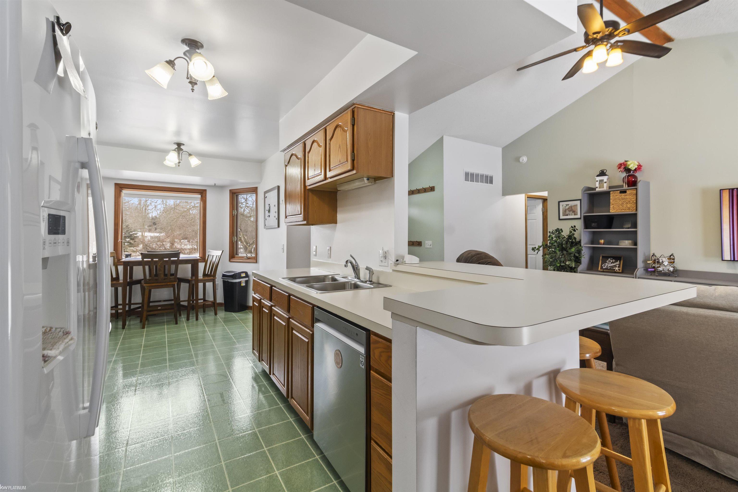 6550 Lapeer Road North Street, MI 48049 - Photo 6 of 21