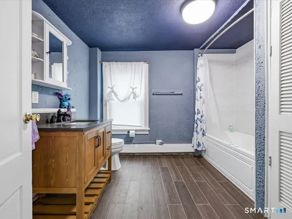 $335,000 | Undisclosed Address, Norwich, CT 06380