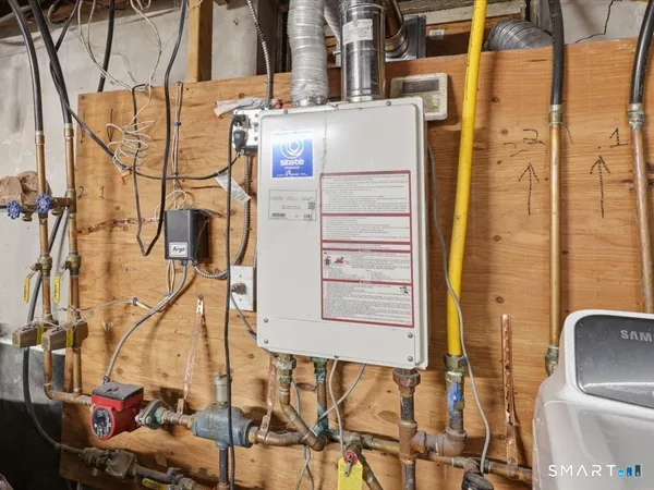 $335,000 | Undisclosed Address, Norwich, CT 06380