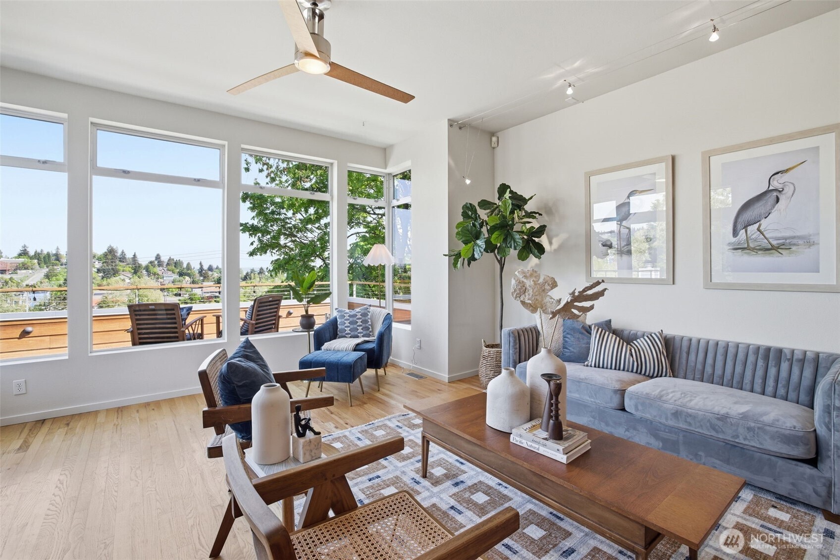 3934 South Americus Street Seattle, WA 98118 - Photo 12 of 39