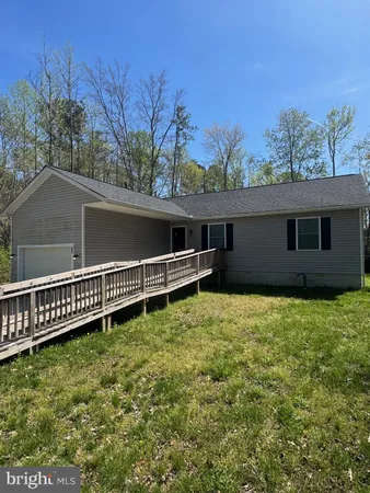 $309,000 | 22 Pinewood Lane, Colonial Beach, VA 22443