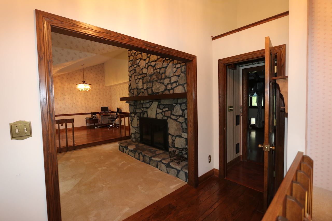 304 Chateau Point Point South Point, OH 45680 - Photo 8 of 32 Gallery Image 8