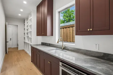$1,075,000 | 419 Cameron Avenue, Dallas, TX 75223