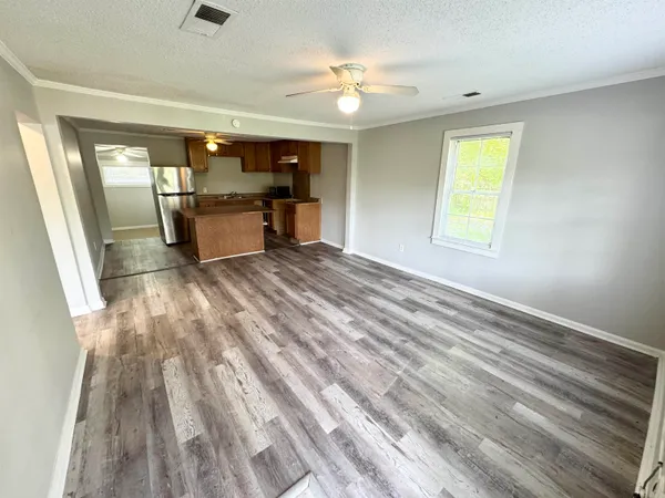 $69,900 | 1349 Longcrest Road, Memphis, TN 38109