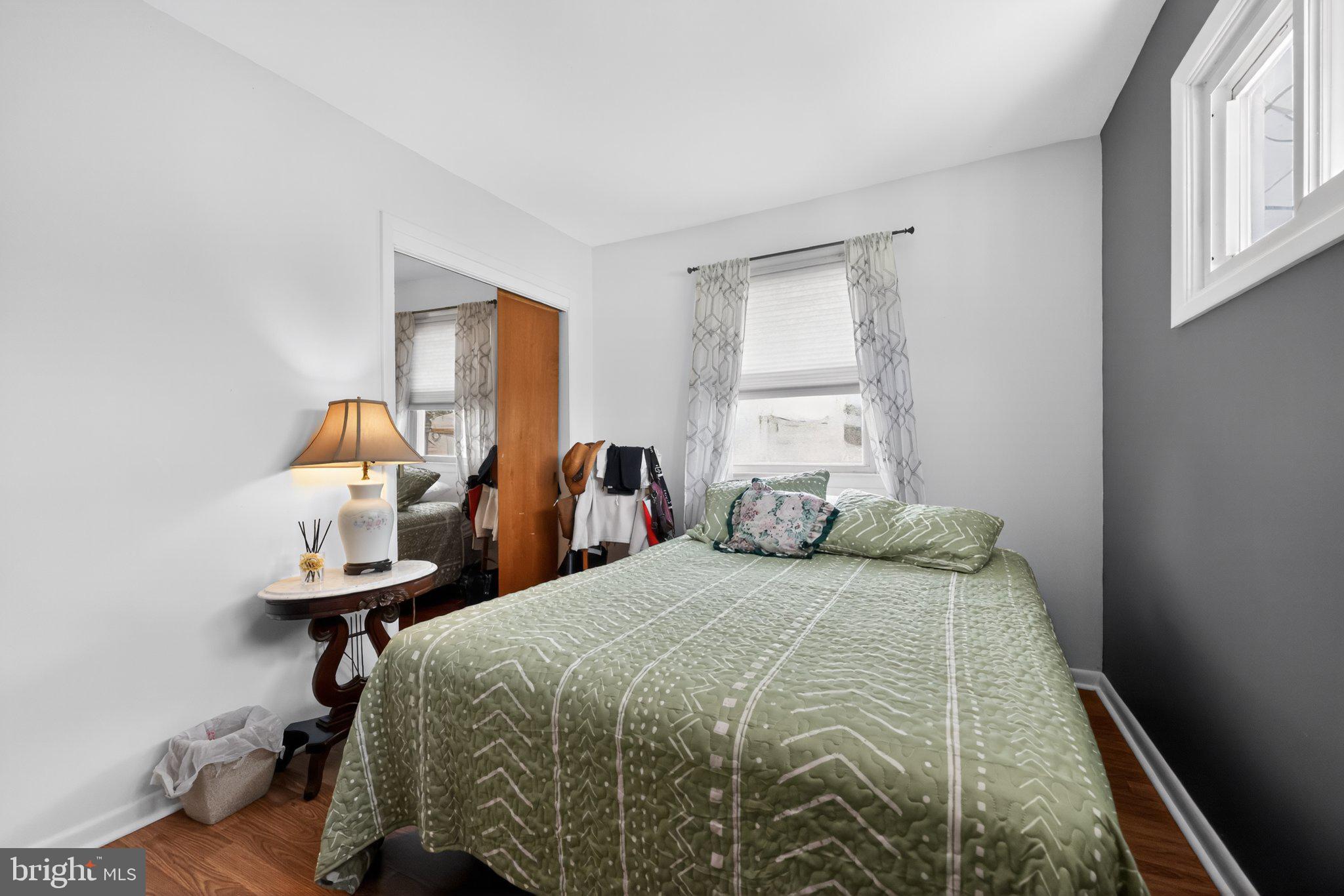 1121 Wynnbrook Road Secane, PA 19018 - Photo 26 of 36 Cozy retreat with natural light.