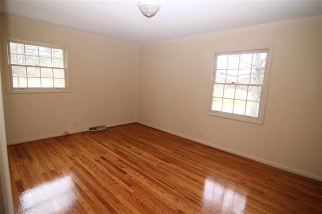1000 Oak Drive Pendleton, SC 29670 - Photo 9 of 13 Gallery Image 9