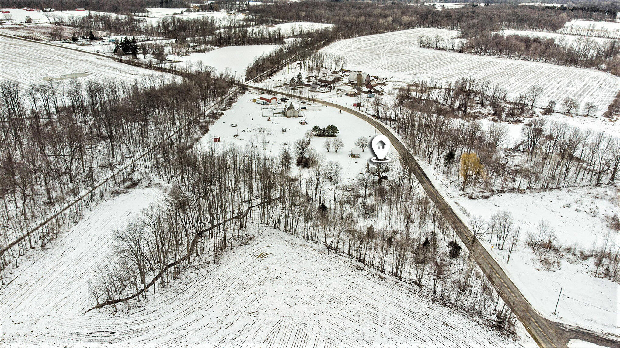 48170 Rush Lake Road Hartford, MI 49057 - Photo 22 of 28 014_dji_0111_819