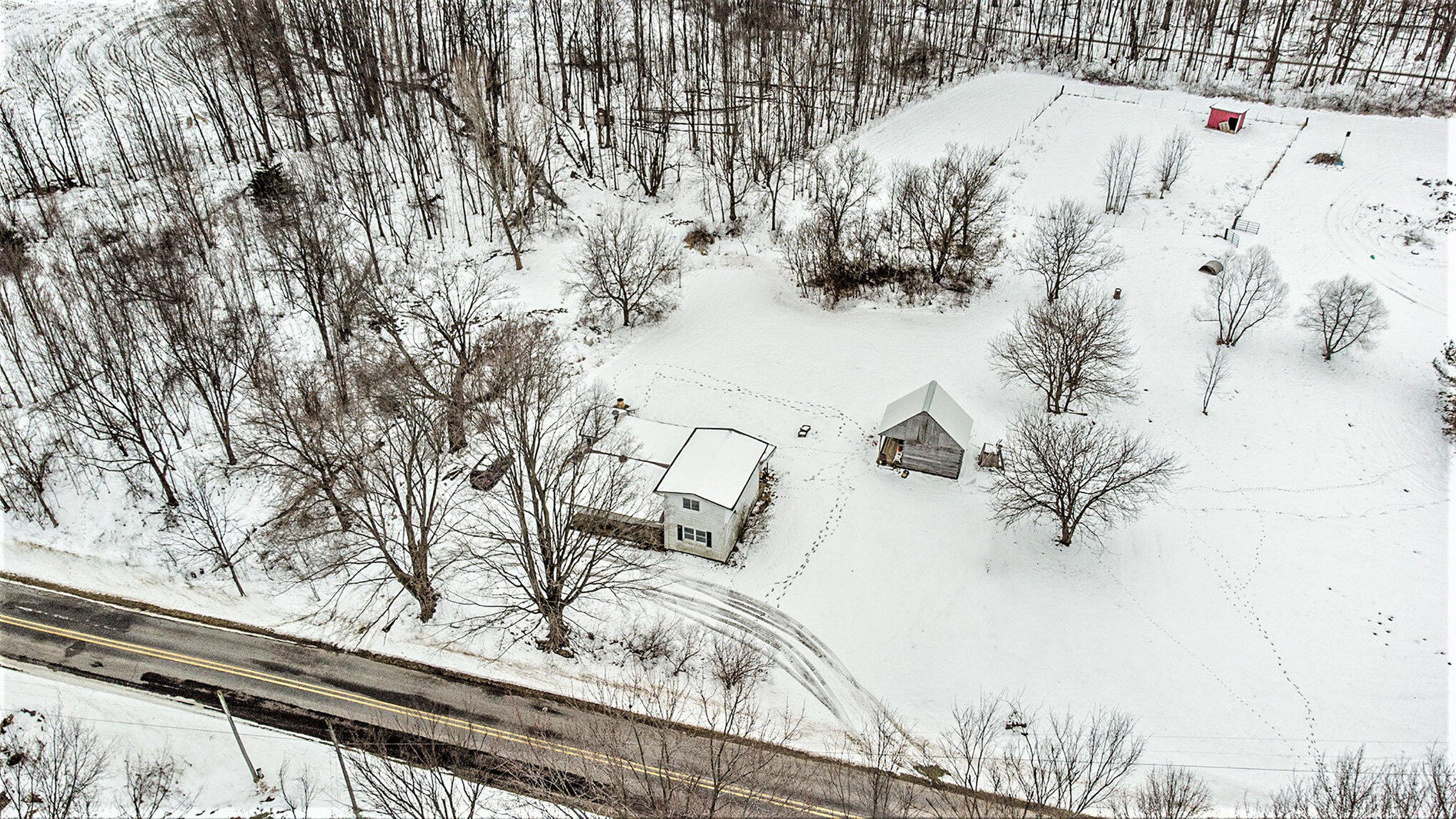 48170 Rush Lake Road Hartford, MI 49057 - Photo 5 of 28 009_dji_0120_403