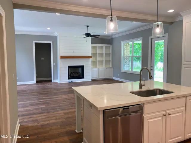 $455,000 | 131 Salus Bend, Clinton, MS 39056