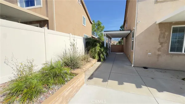 $3,800 | 3687 White Ash Road, San Bernardino, CA 92407